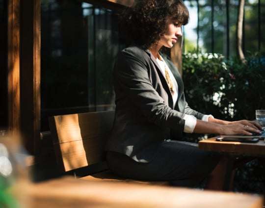 Lo que toda mujer emprendedora debe saber para crear su negocio