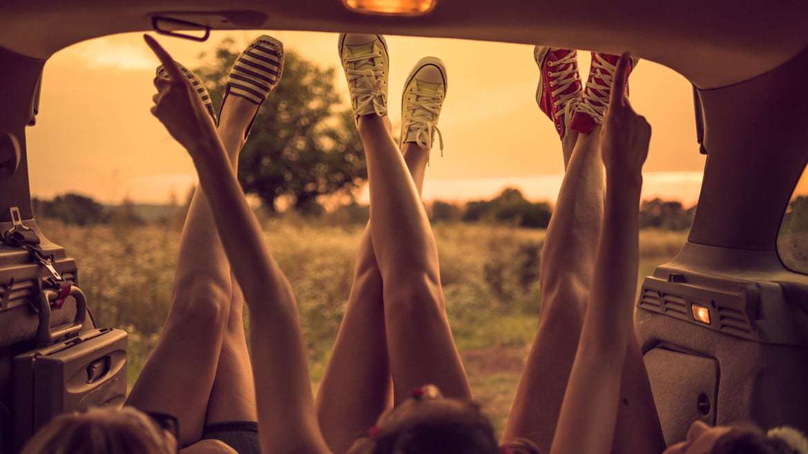 Cómo ir de camping con tus amigas y no morir en el intento