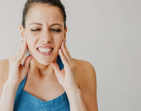 Bruxismo: cuál es su origen y cómo frenarlo