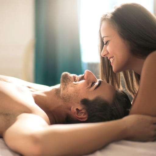 Las 6 mejores posiciones para disfrutar del sexo en tu hotel de vacaciones